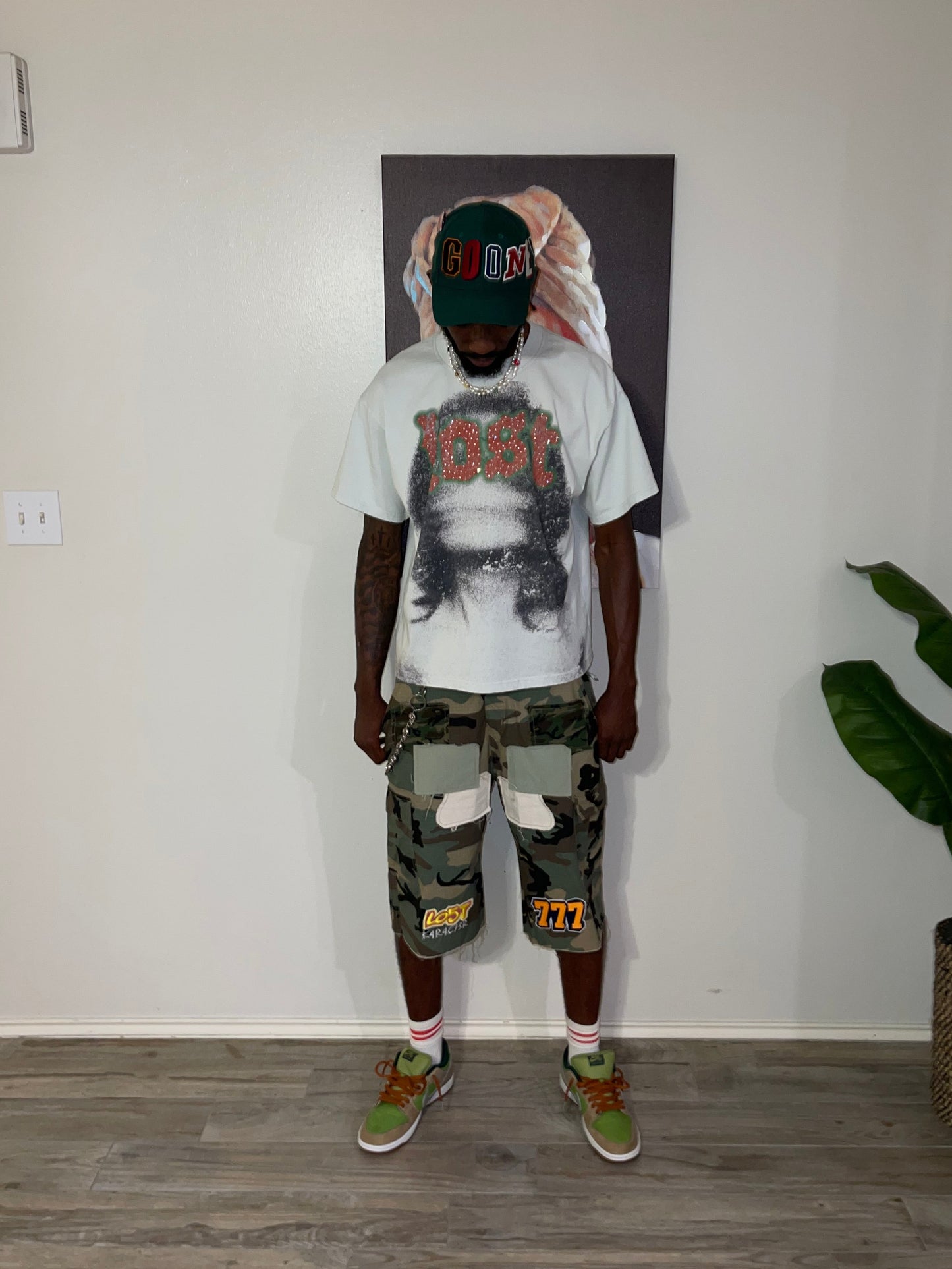 CAMO PATCH LOGO CARGO SHORTS