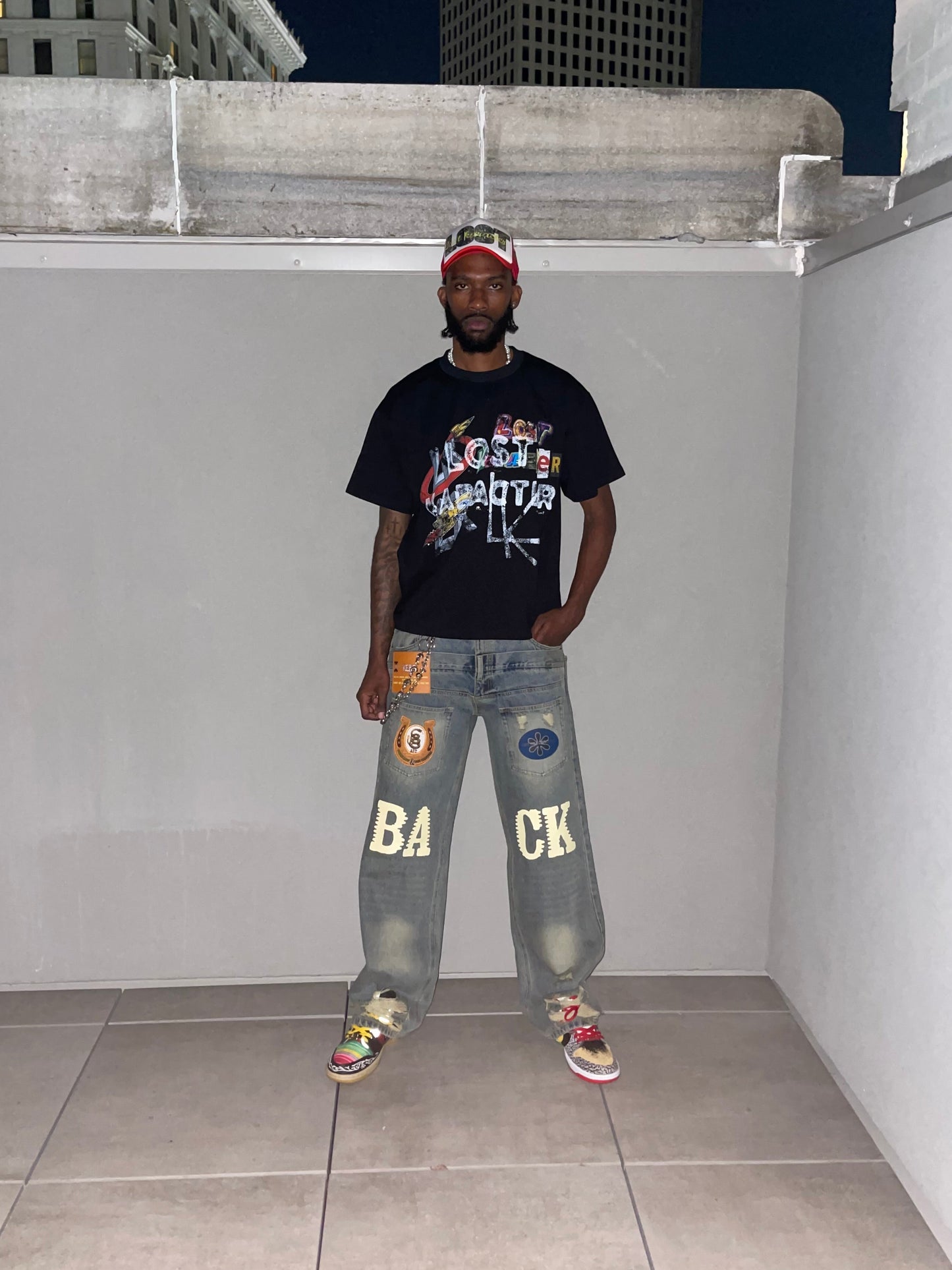 LOST LOGO T SHIRT (Black)
