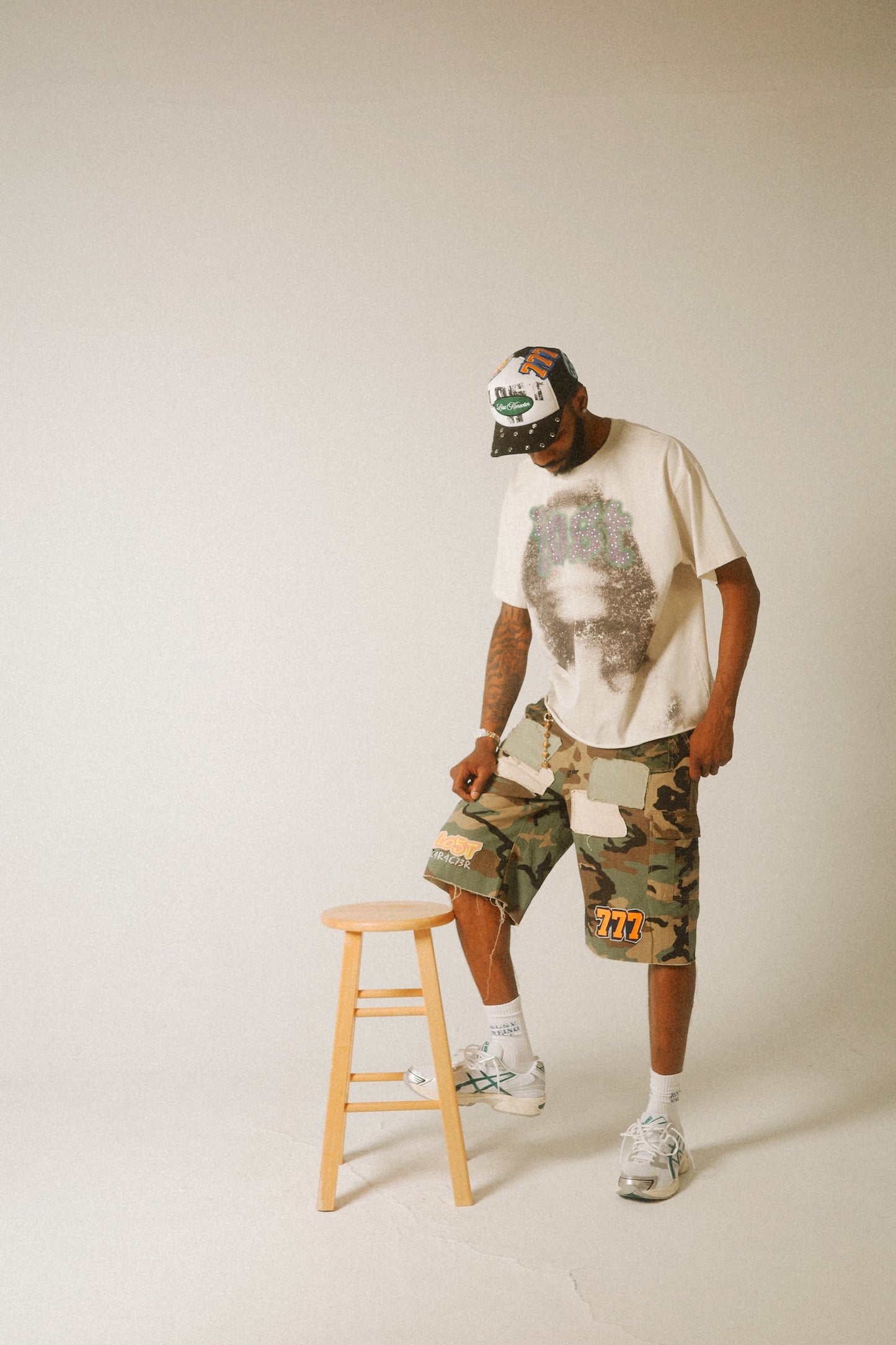 CAMO PATCH LOGO CARGO SHORTS